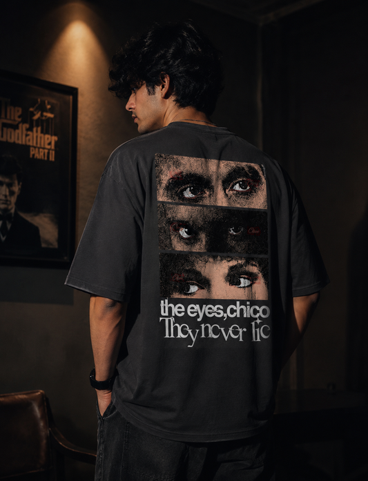 The eyes chico... Oversized T-Shirt